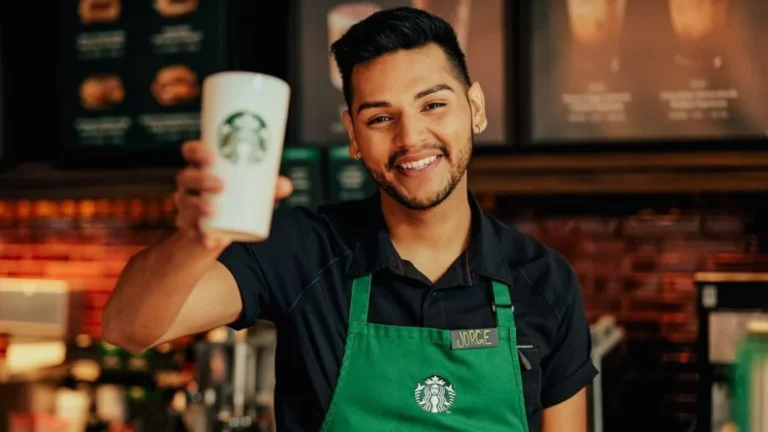 7 Claves de “La Experiencia Starbucks” para Transformar Tu Negocio