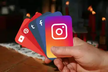 Cómo Usar Redes Sociales para Impulsar tu Emprendimiento
